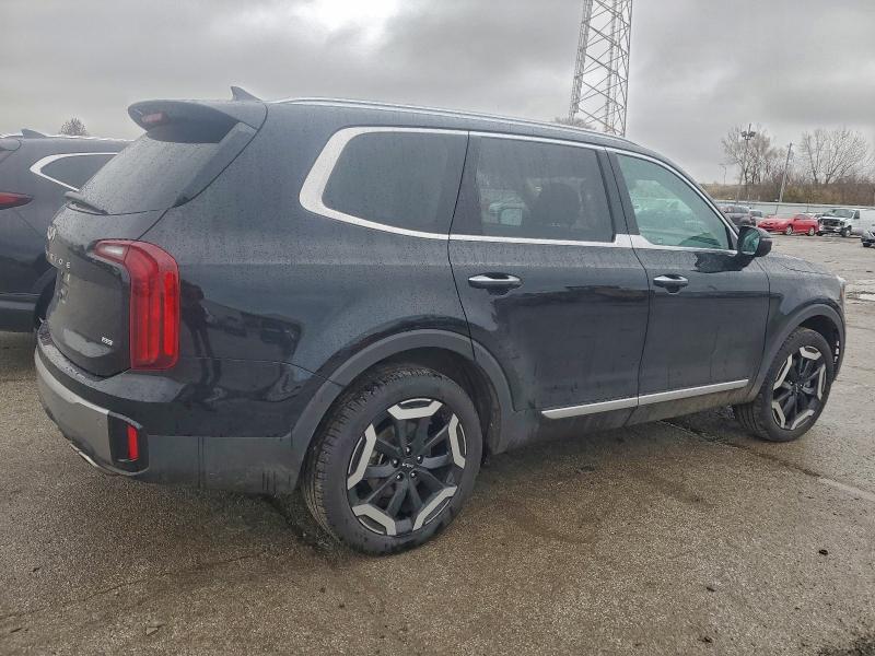 Фото 3 - KIA TELLURIDE