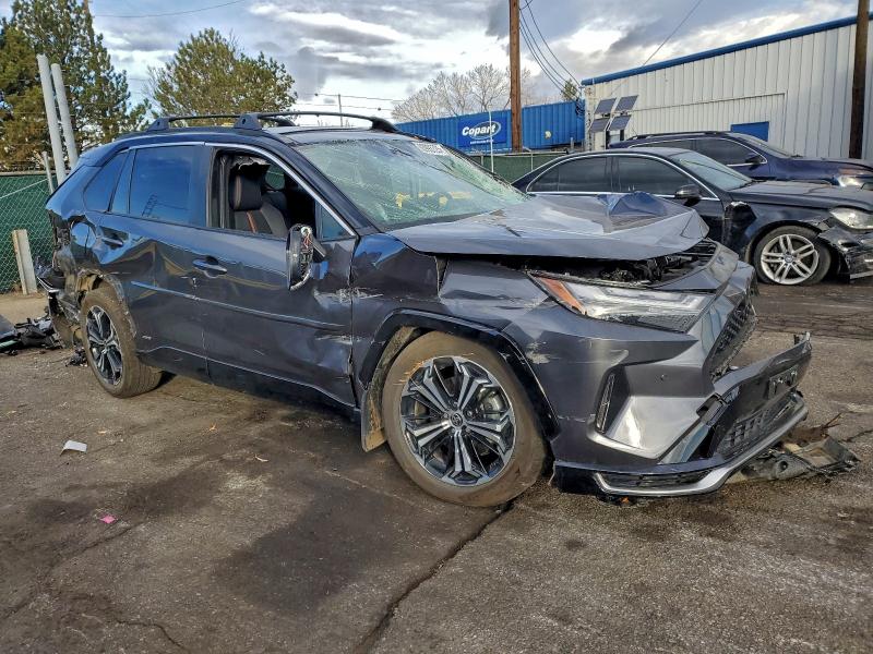 Фото 4 - TOYOTA RAV4