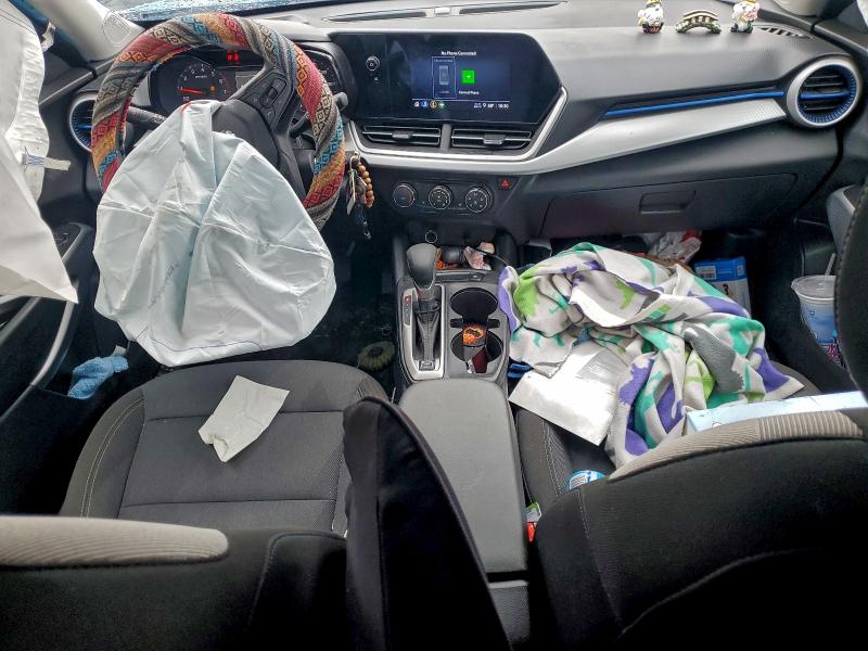 Фото 8 - CHEVROLET TRAX