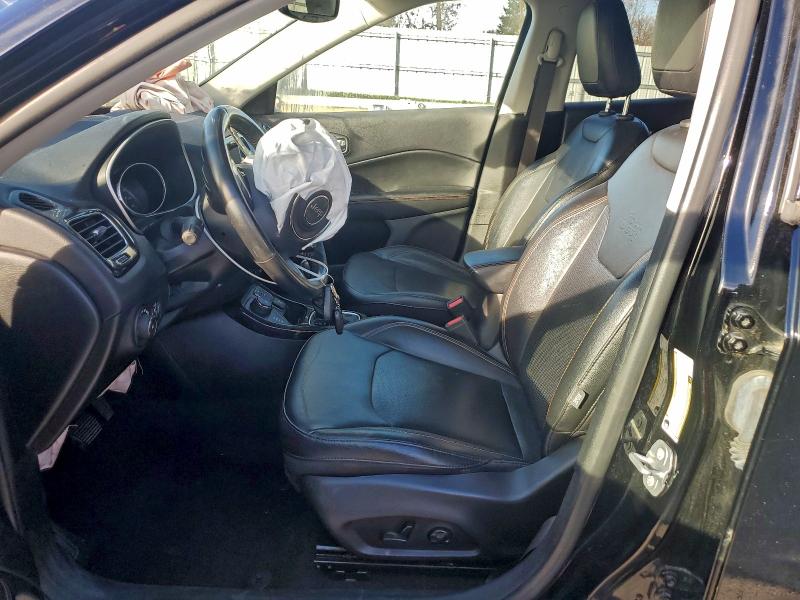 Фото 7 - JEEP COMPASS