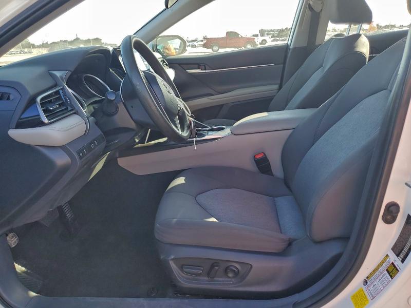 Фото 7 - TOYOTA CAMRY