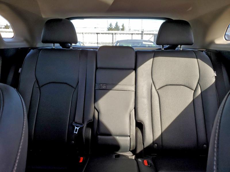 Фото 10 - LEXUS RX350