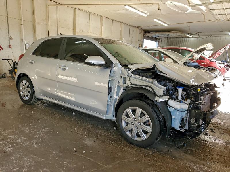 Фото 4 - KIA RIO