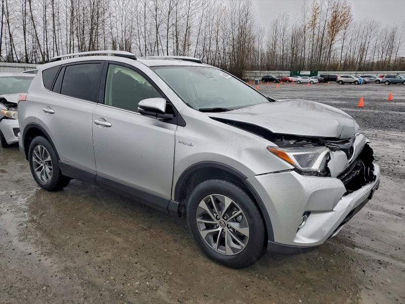 Фото 4 - TOYOTA RAV4