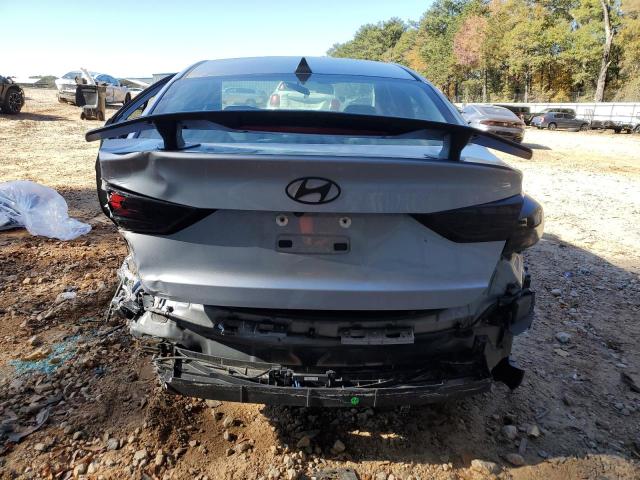 Фото 6 - HYUNDAI ELANTRA