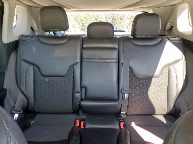 Фото 10 - JEEP COMPASS