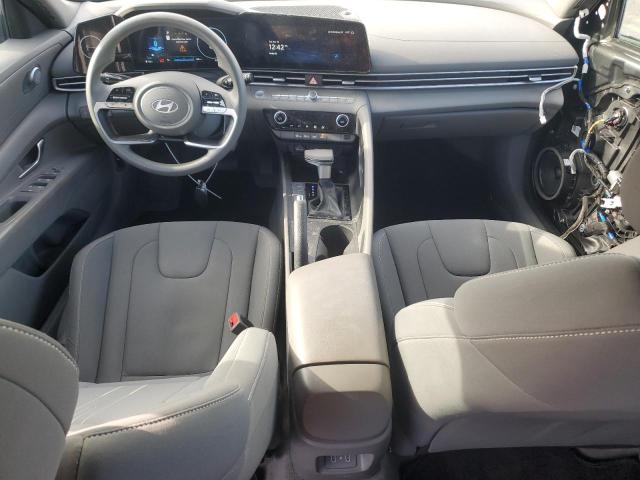 Фото 8 - HYUNDAI ELANTRA