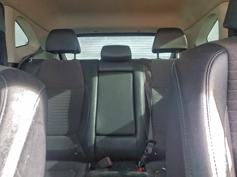 Фото 10 - KIA SELTOS