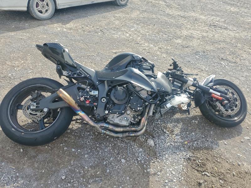 KAWASAKI ZX1002 M 2024