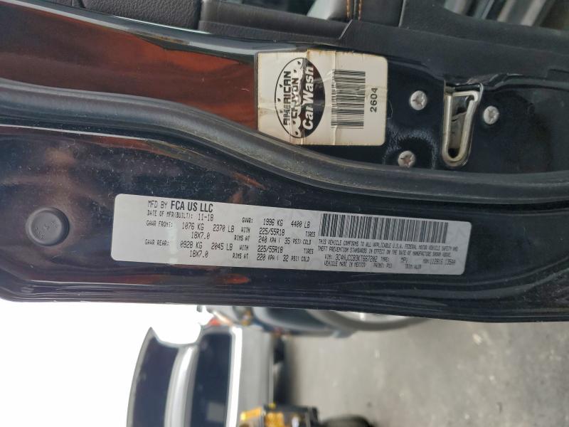 Фото 13 - JEEP COMPASS