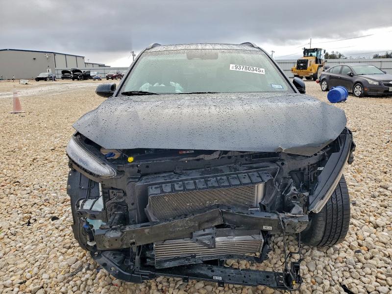 Фото 5 - HYUNDAI KONA