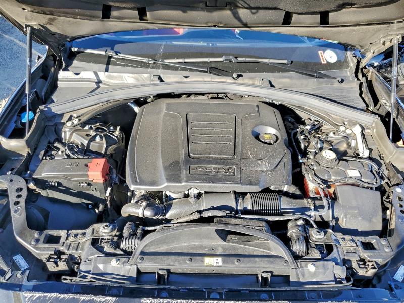 Фото 12 - JAGUAR F-PACE