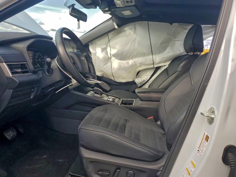 Фото 7 - MITSUBISHI OUTLANDER