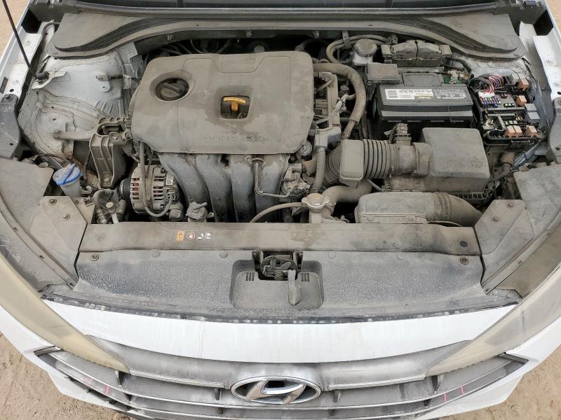 Фото 11 - HYUNDAI ELANTRA