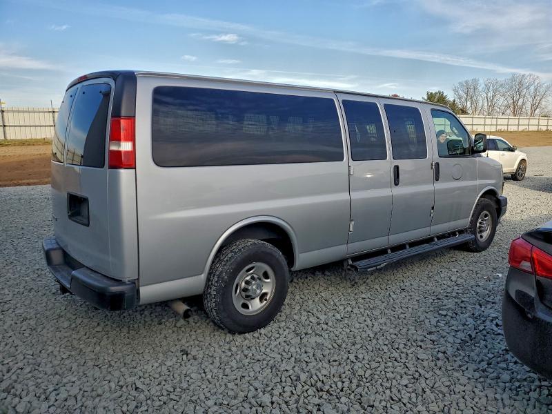 Фото 3 - CHEVROLET EXPRESS