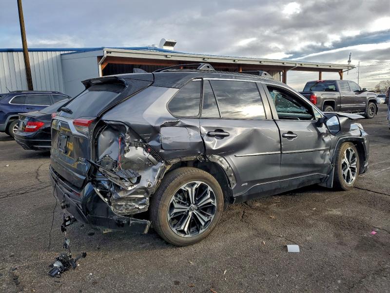 Фото 3 - TOYOTA RAV4