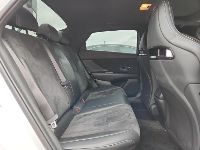 Фото 10 - HYUNDAI ELANTRA