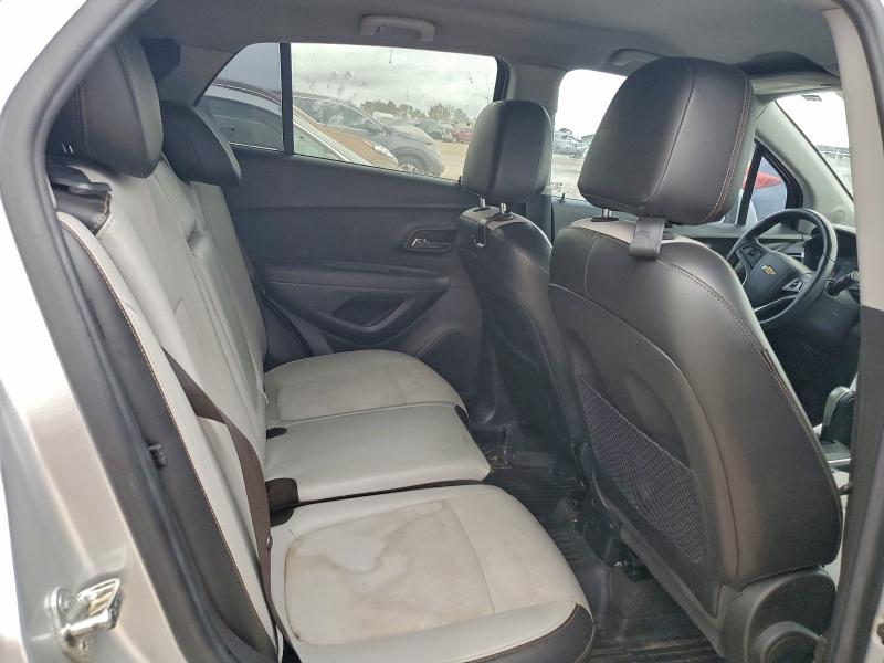 Фото 11 - CHEVROLET TRAX