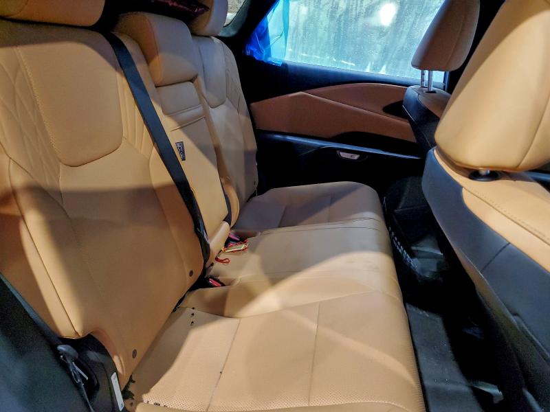 Фото 10 - LEXUS RX350