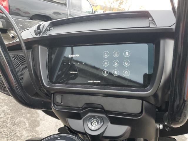 HARLEY-DAVIDSON FL 2024