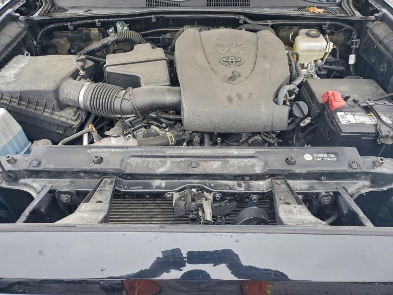 Фото 11 - TOYOTA TACOMA