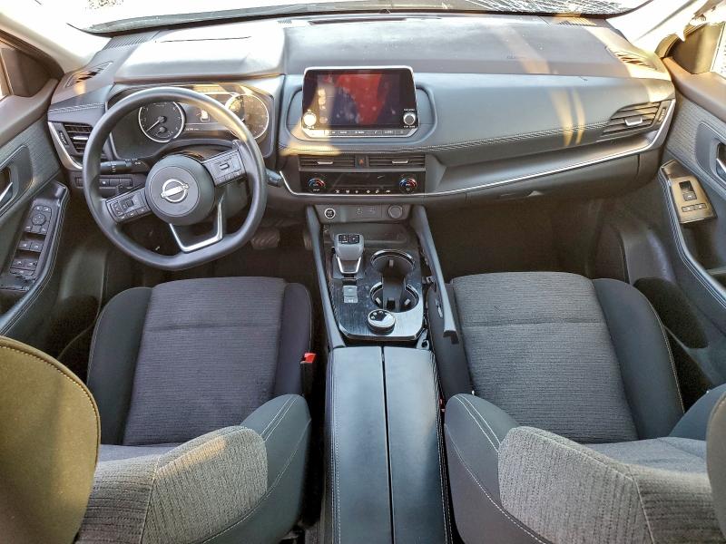 Фото 8 - NISSAN ROGUE