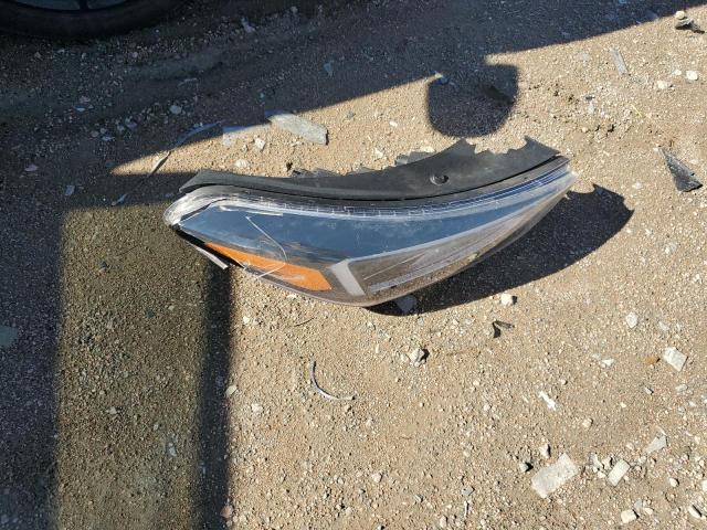 Фото 13 - HYUNDAI TUCSON