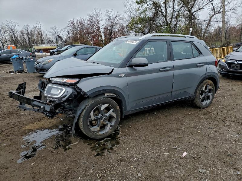 Фото 1 - HYUNDAI VENUE