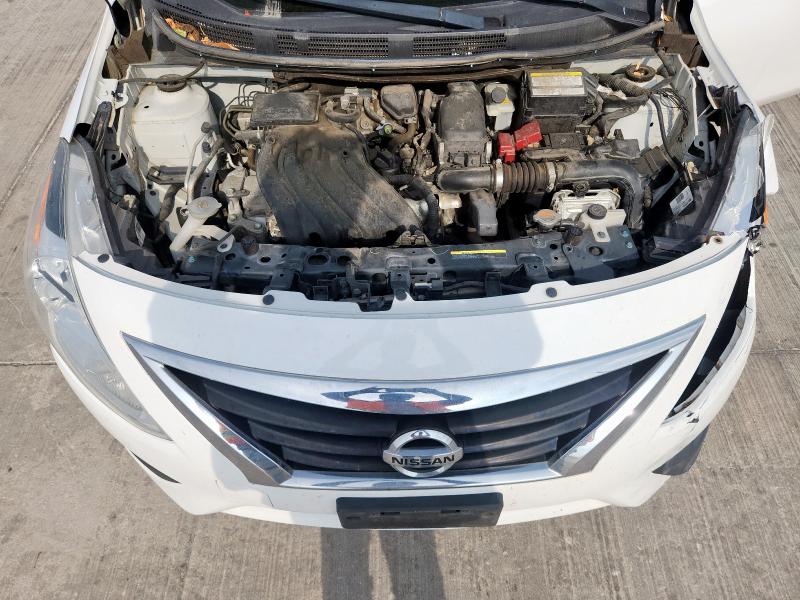 Фото 11 - NISSAN VERSA