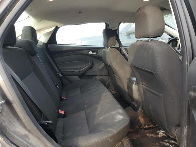 Фото 10 - FORD FOCUS