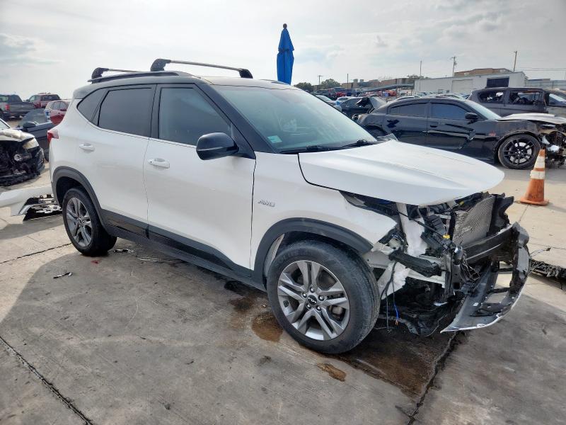 Фото 4 - KIA SELTOS