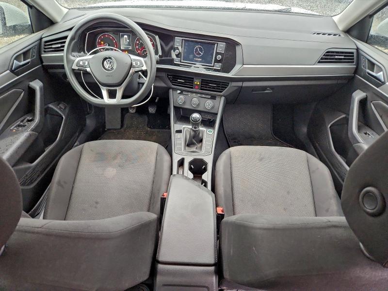 Фото 8 - VOLKSWAGEN JETTA