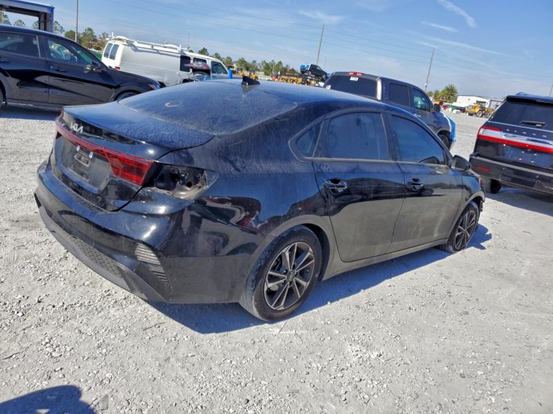 Фото 3 - KIA FORTE