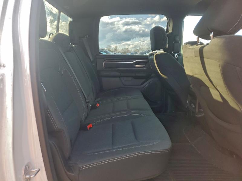 Фото 10 - RAM 1500