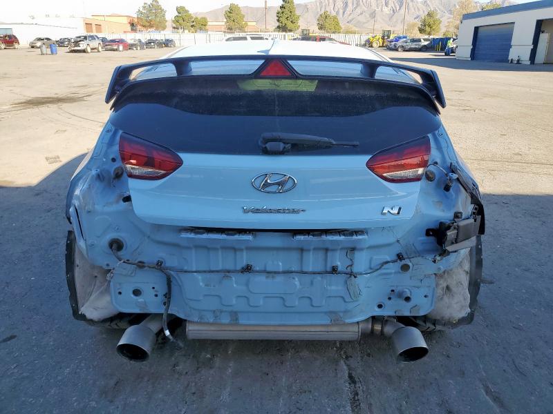 Фото 6 - HYUNDAI VELOSTER