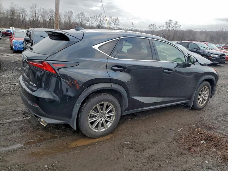 Фото 3 - LEXUS NX