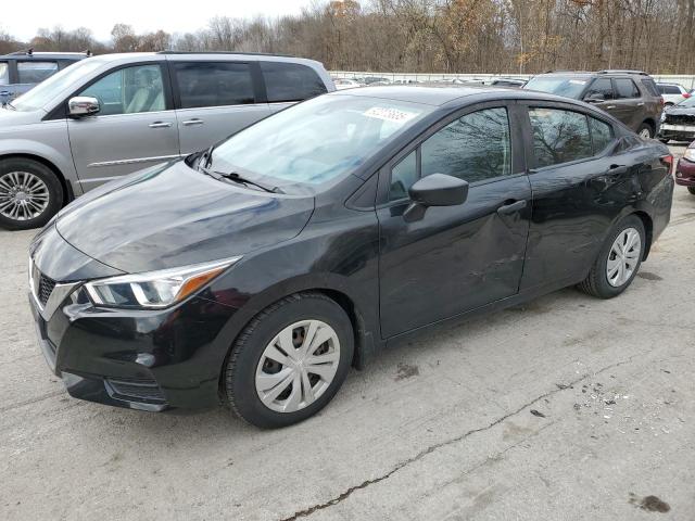 Фото 1 - NISSAN VERSA