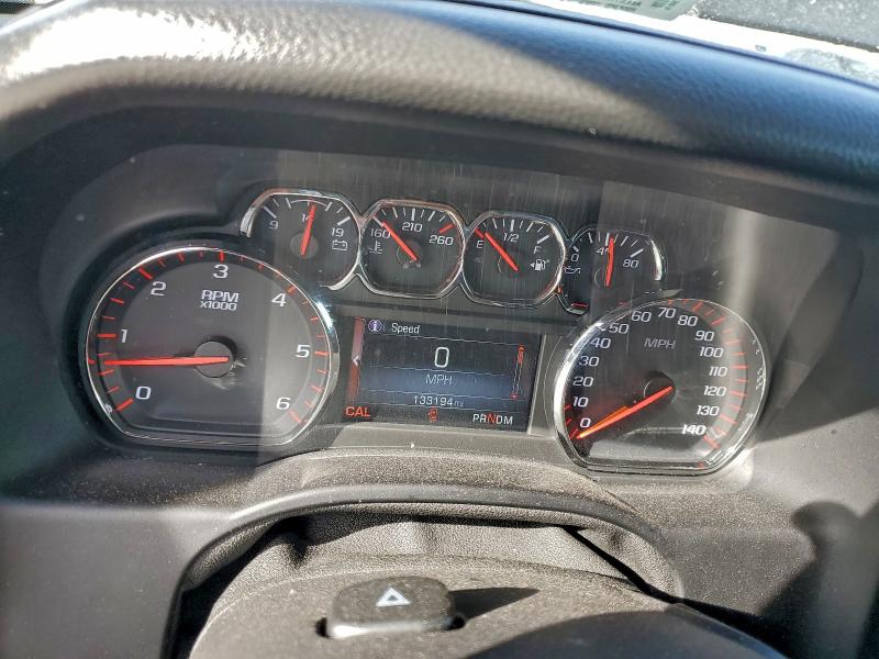 Фото 9 - GMC YUKON