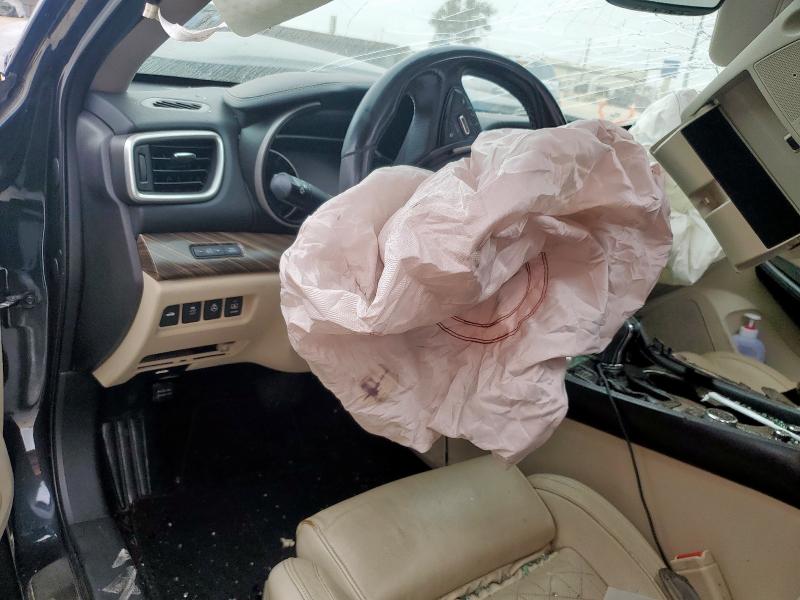 Фото 8 - NISSAN MAXIMA