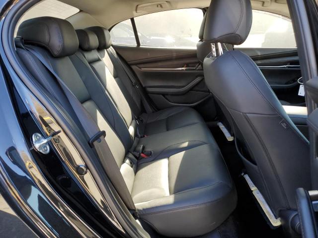 Фото 10 - MAZDA 3