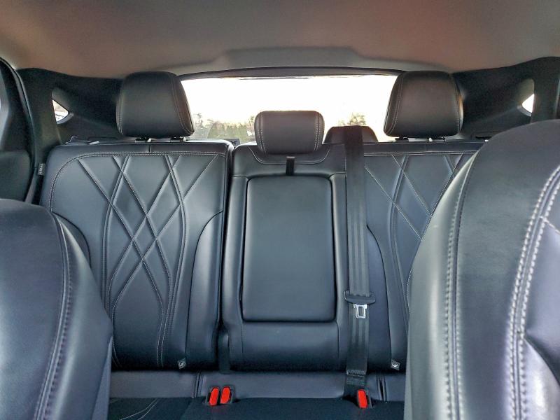 Фото 10 - FORD MUSTANG