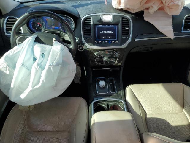 Фото 8 - CHRYSLER 300