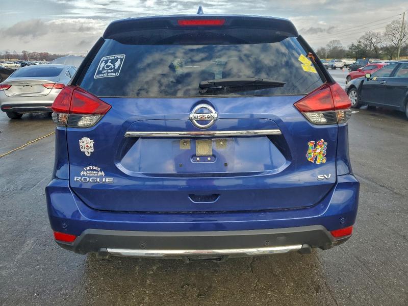 Фото 6 - NISSAN ROGUE