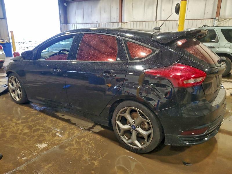 Фото 2 - FORD FOCUS