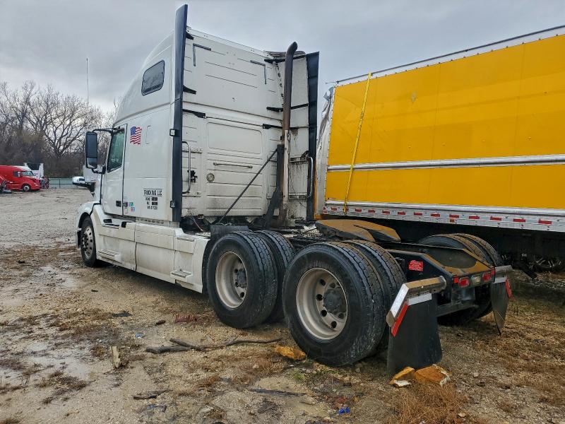 VOLVO VN 2017 VIN 4V4NC9EH2HN977238