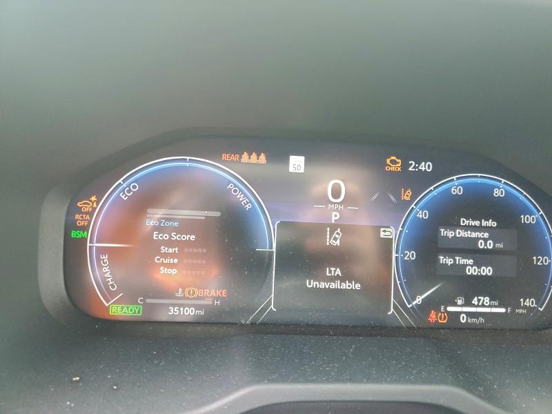 Фото 9 - TOYOTA RAV4