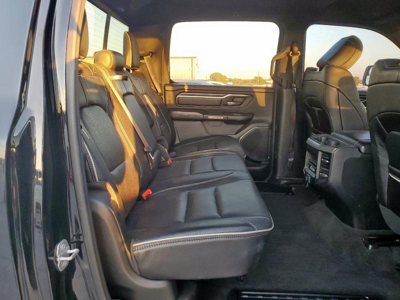 Фото 10 - RAM 1500