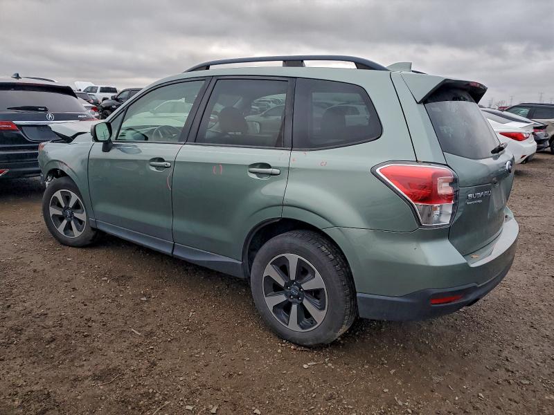 Фото 2 - SUBARU FORESTER