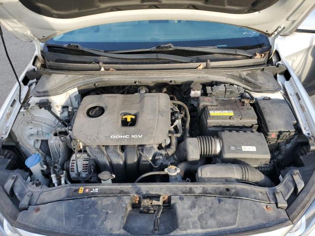 Фото 11 - HYUNDAI ELANTRA