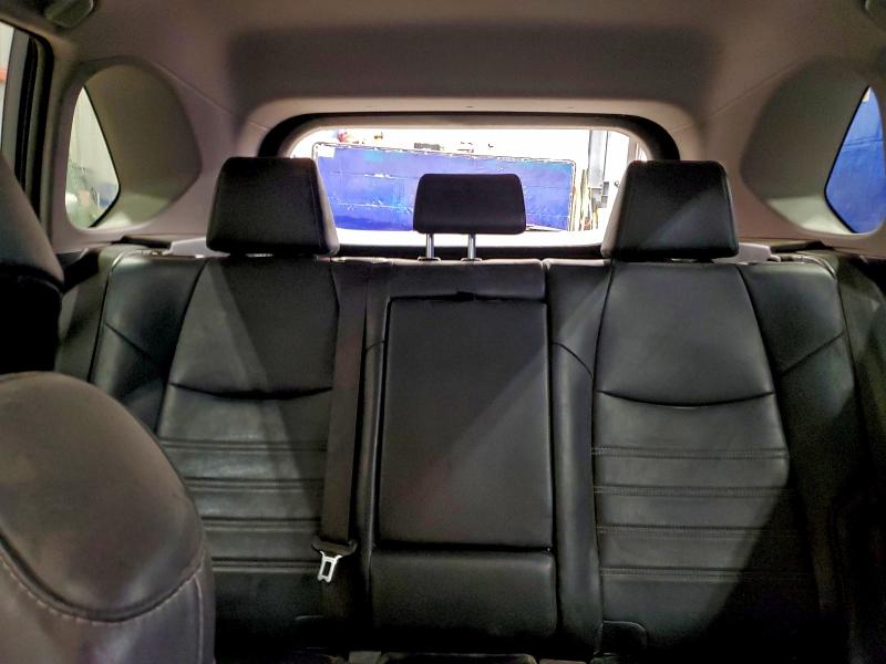 Фото 10 - TOYOTA RAV4